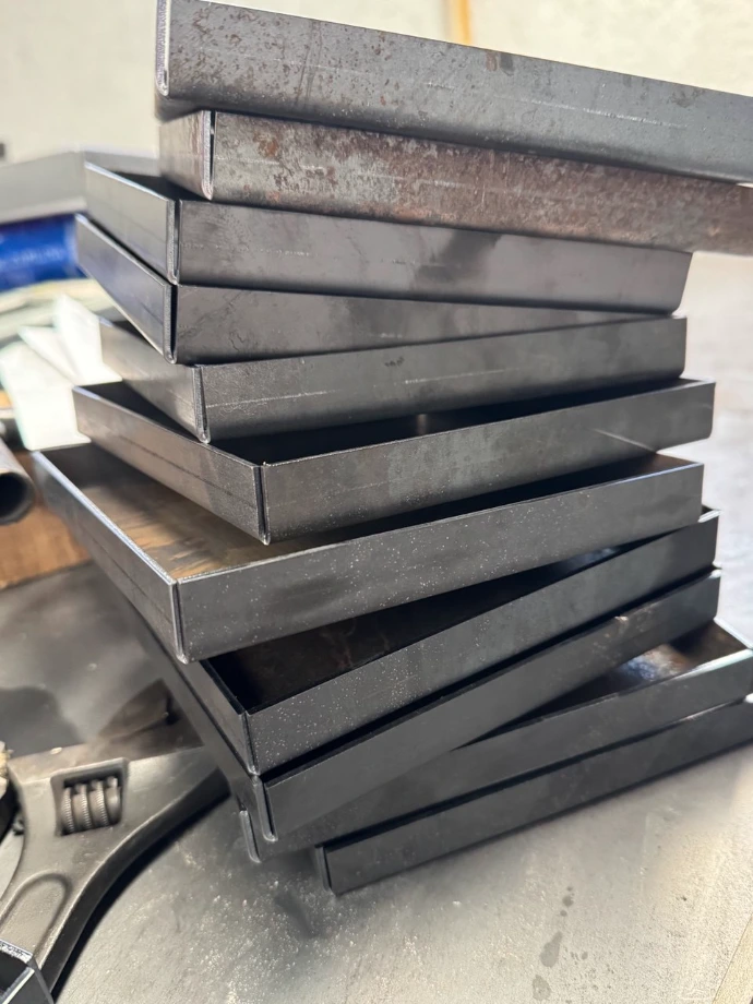 doblez cnc para charolas